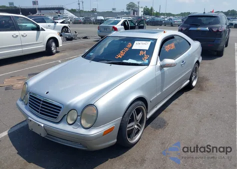 2001 Mercedes-Benz Clk 55 Amg из США, поврежденный, VIN WDBLJ74G01F190793